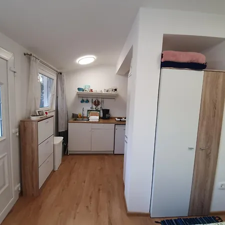 Apartament Una *
